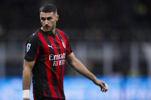 寻枪！米体：米兰1月或重启多夫比克和希门尼斯交换 关注帕尼切利