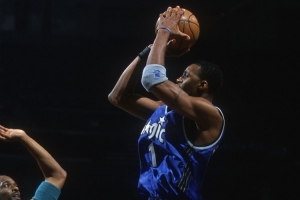 阿里扎：独狼&麦迪&科比&哈登的技术让人惊讶 KG追梦最会说垃圾话