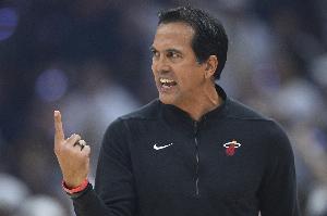 鲍威尔：斯波说失去的一切都能重新争取回来 最重要的是家人安好