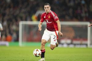 曼晚曼联赛后评分：乌加特2分最低，多尔古、约罗、达洛特仅4分