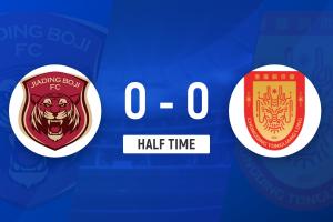 半场-上海嘉定汇龙暂0-0重庆铜梁龙 铜梁龙狂轰12脚+射门中柱