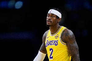 刷波个人数据~范德比尔特28分钟9中4砍下12+18 篮板生涯新高