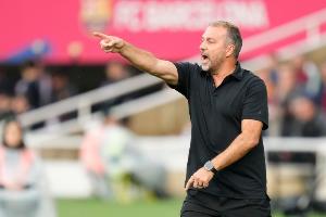 防不住！连续10场正式比赛丢球，弗里克成巴萨队史第5位主教练