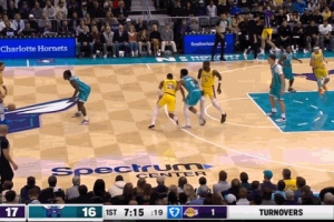 恐怖如斯！东契奇首节高效输出 5分钟不到得分上双